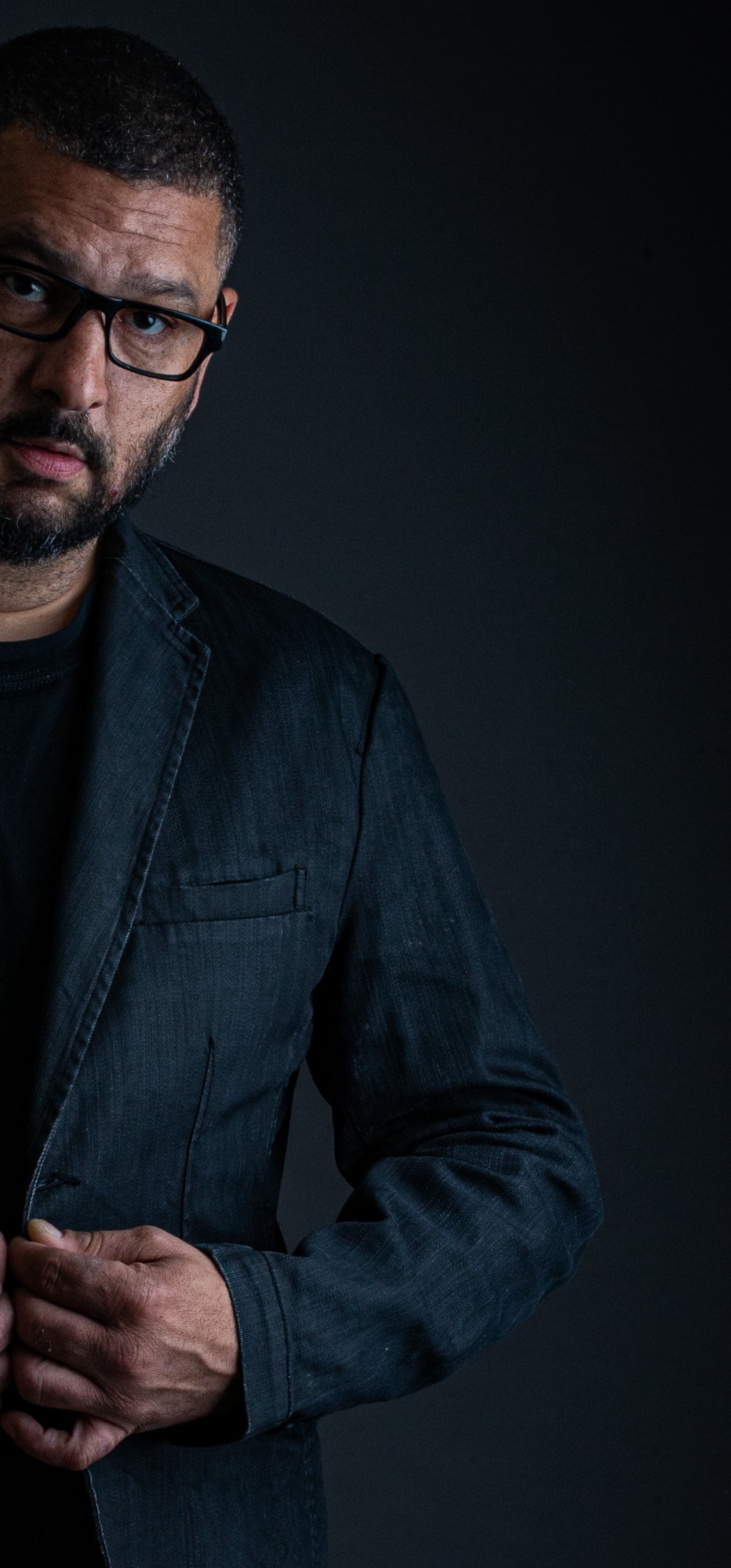 Winnipeg magician and mentalist Sean Fields